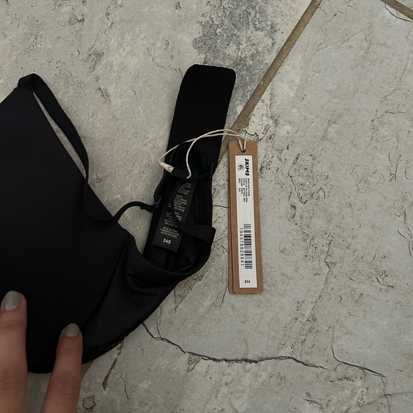 SKIMS Black Bra - Picture 2 of 3